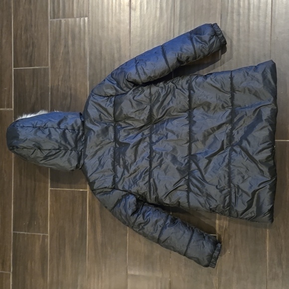 Crazy 8 Black Quilted Puffer Coat With Faux Fur Hood Size M 7-8 NWT - Picture 4 of 6